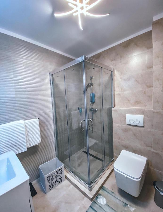 Mamaia Luxury Studio Apartment T ภายนอก รูปภาพ